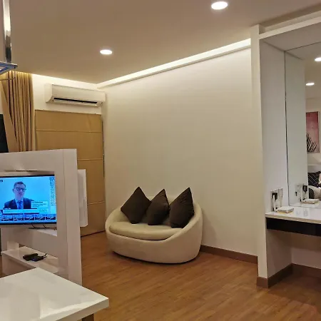 Apple 5 @ Menara Simfoni/Symphony Tower Free Wifi/Parking/Tv Box/Nexflix Apartment Cheras Exterior photo